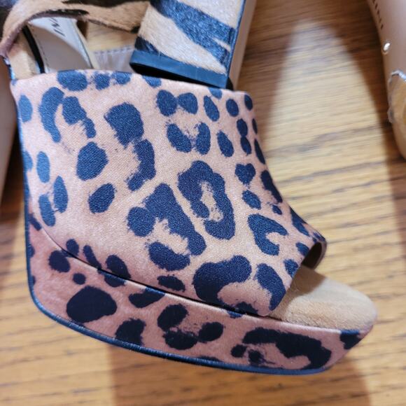Gianni Bini Jaymez Animal Print Ankle Strap Platform Heels 5.5 M Mob Wife Bold - Picture 6 of 11